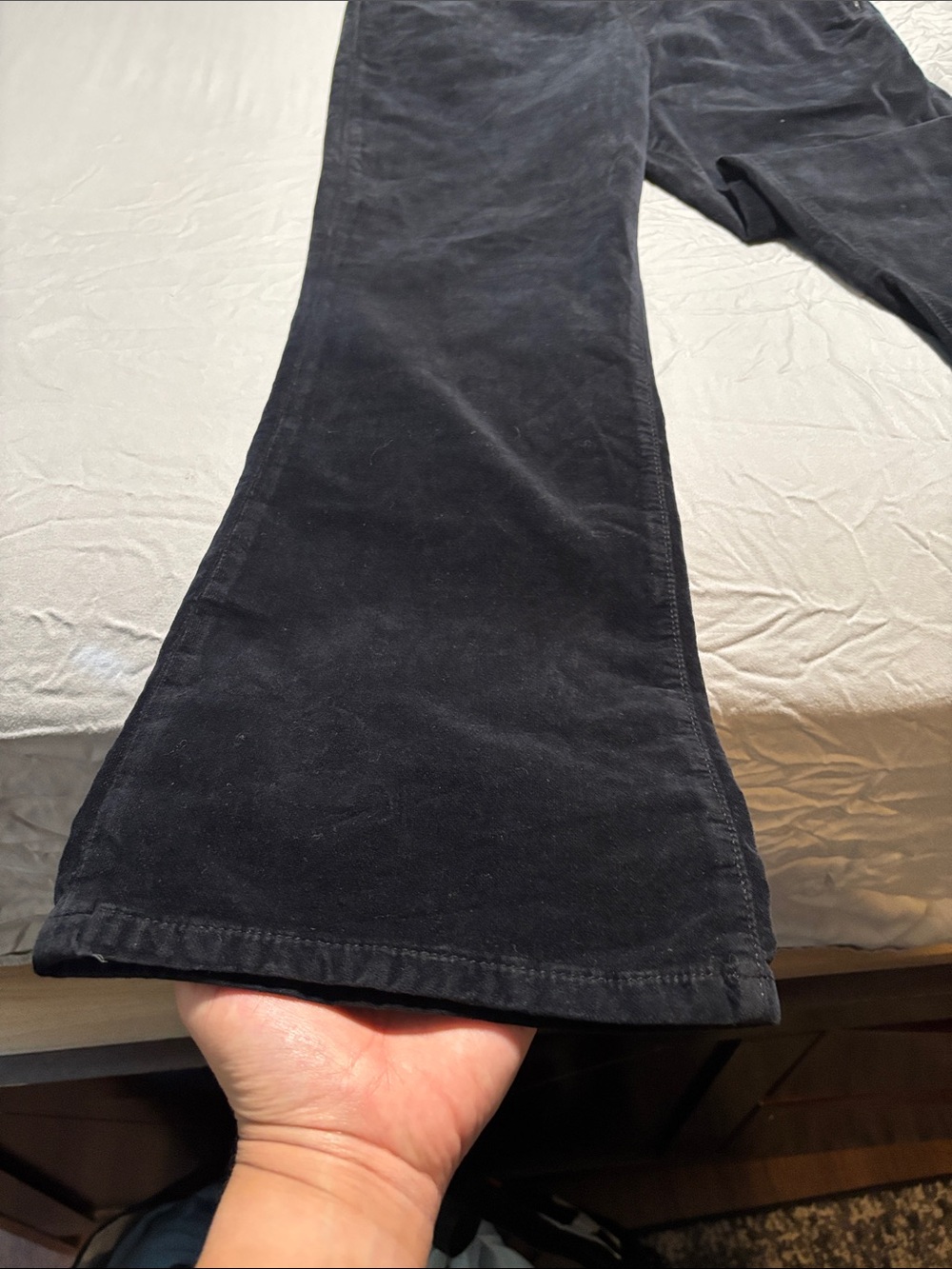 Free people Black velvet Corduroy Pants LARGE - Picture 4 of 14